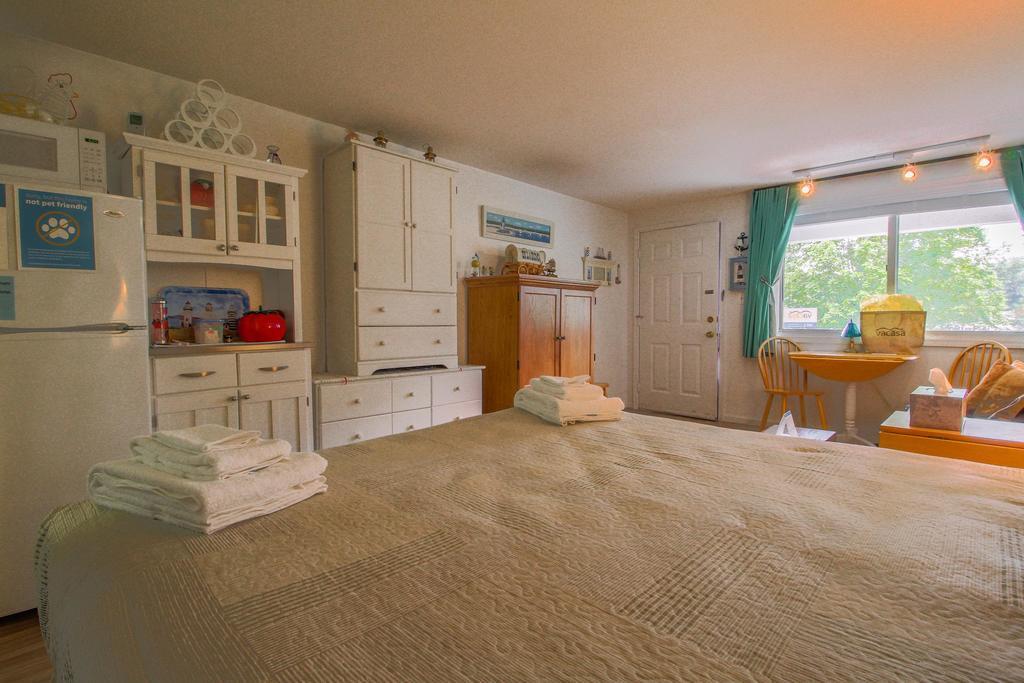 The Holiday House Condominiums ウェルズ エクステリア 写真